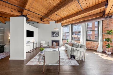 Tiny photo for 913 W Van Buren Street #5D, Chicago, IL 60607 (MLS # 12713662)