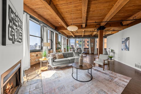 Tiny photo for 913 W Van Buren Street #5D, Chicago, IL 60607 (MLS # 12713662)