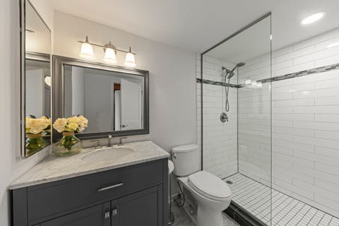 Tiny photo for 913 W Van Buren Street #5D, Chicago, IL 60607 (MLS # 12713662)