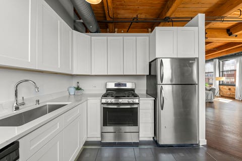 Tiny photo for 913 W Van Buren Street #5D, Chicago, IL 60607 (MLS # 12713662)