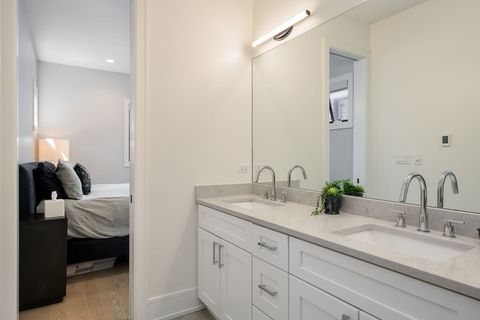 Tiny photo for 2846 N Racine Avenue #3, Chicago, IL 60657 (MLS # 12474535)