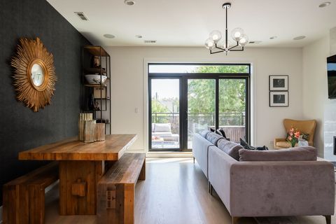 Tiny photo for 2846 N Racine Avenue #3, Chicago, IL 60657 (MLS # 12474535)