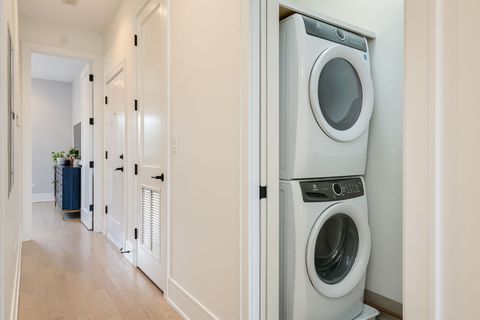 Tiny photo for 2846 N Racine Avenue #3, Chicago, IL 60657 (MLS # 12474535)