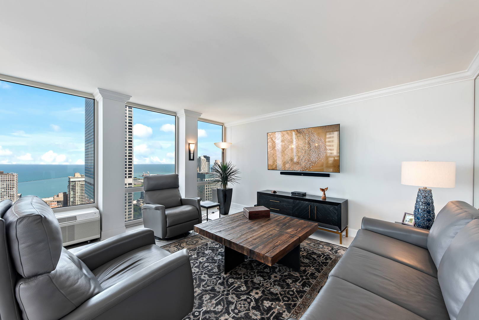 111 E Chestnut Street 53A