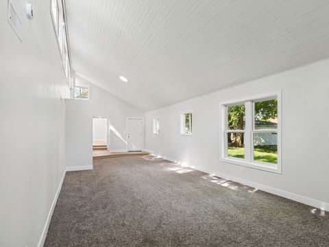 Tiny photo for 1417 Melrose Avenue, Round Lake Beach, IL 60073 (MLS # 12502984)