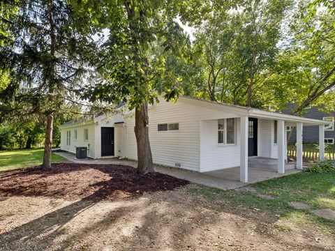 Tiny photo for 1417 Melrose Avenue, Round Lake Beach, IL 60073 (MLS # 12502984)