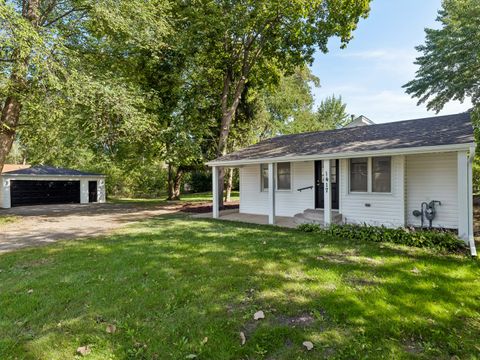 Photo of 1417 Melrose Avenue, Round Lake Beach, IL 60073 (MLS # 12502984)