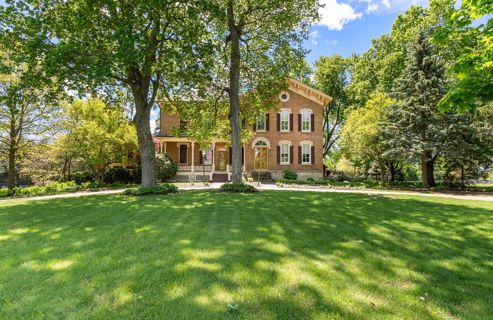 1542 Plainfield Road