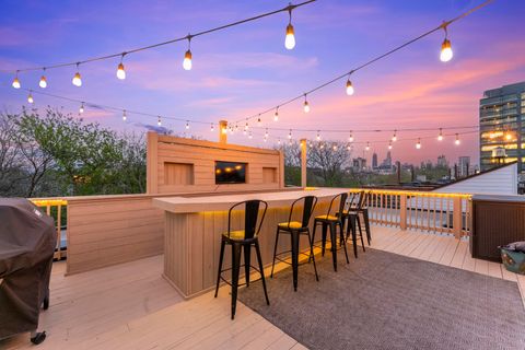 Tiny photo for 400 N Racine Avenue #219, Chicago, IL 60642 (MLS # 12619781)