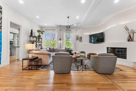 Tiny photo for 400 N Racine Avenue #219, Chicago, IL 60642 (MLS # 12619781)