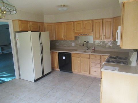 Tiny photo for Mundelein, IL 60060 (MLS # 12518128)