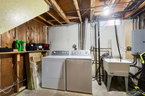 Tiny photo for 4022 Oxford Court, Streamwood, IL 60107 (MLS # 12558547)