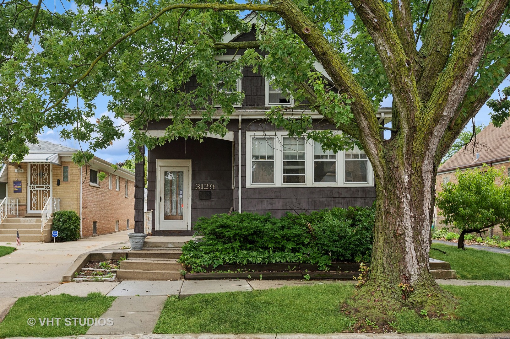 Photo 3 of 6 of 3129 N Olcott Avenue house