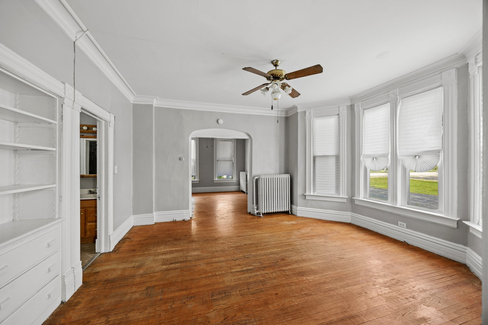 507 E 158TH Street