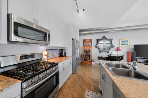 Tiny photo for 920 W Madison Street #B8, Chicago, IL 60607 (MLS # 12462730)