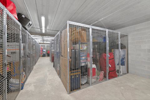 Tiny photo for 920 W Madison Street #B8, Chicago, IL 60607 (MLS # 12462730)