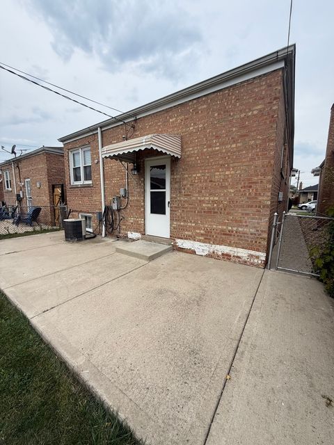 Tiny photo for 3935 W 84th Place, Chicago, IL 60652 (MLS # 12527653)