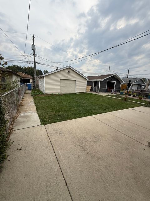 Tiny photo for 3935 W 84th Place, Chicago, IL 60652 (MLS # 12527653)