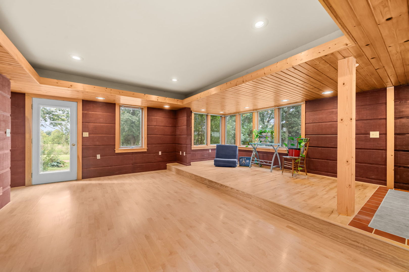 2645 N Limekiln Road