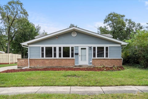 Tiny photo for 117 Wilson Street, Park Forest, IL 60466 (MLS # 12769970)