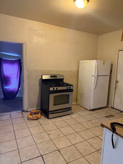 Tiny photo for 11715 S Wentworth Avenue, Chicago, IL 60628 (MLS # 12553976)