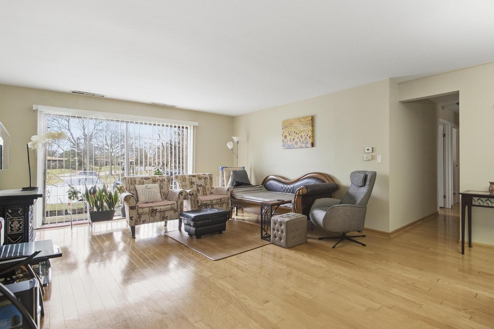 2100 Valencia Drive 114B