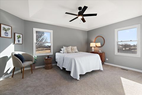 Tiny photo for 17212 Cottage Court, Tinley Park, IL 60487 (MLS # 12572437)