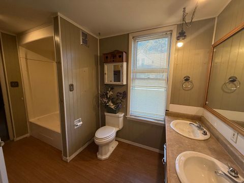 Tiny photo for 15245 State Street, South Holland, IL 60473 (MLS # 12508154)