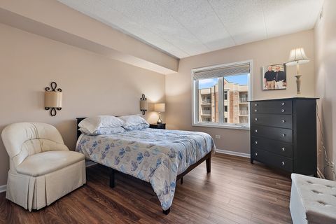 Tiny photo for 7841 W 157th Street #208, Orland Park, IL 60462 (MLS # 12530441)