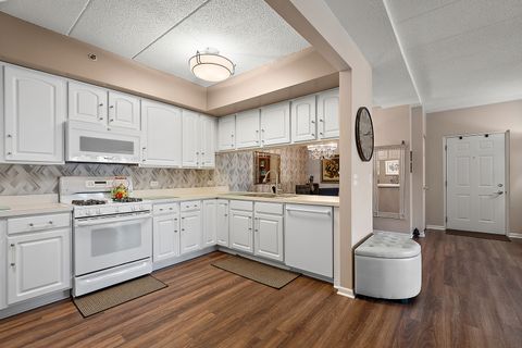 Tiny photo for 7841 W 157th Street #208, Orland Park, IL 60462 (MLS # 12530441)