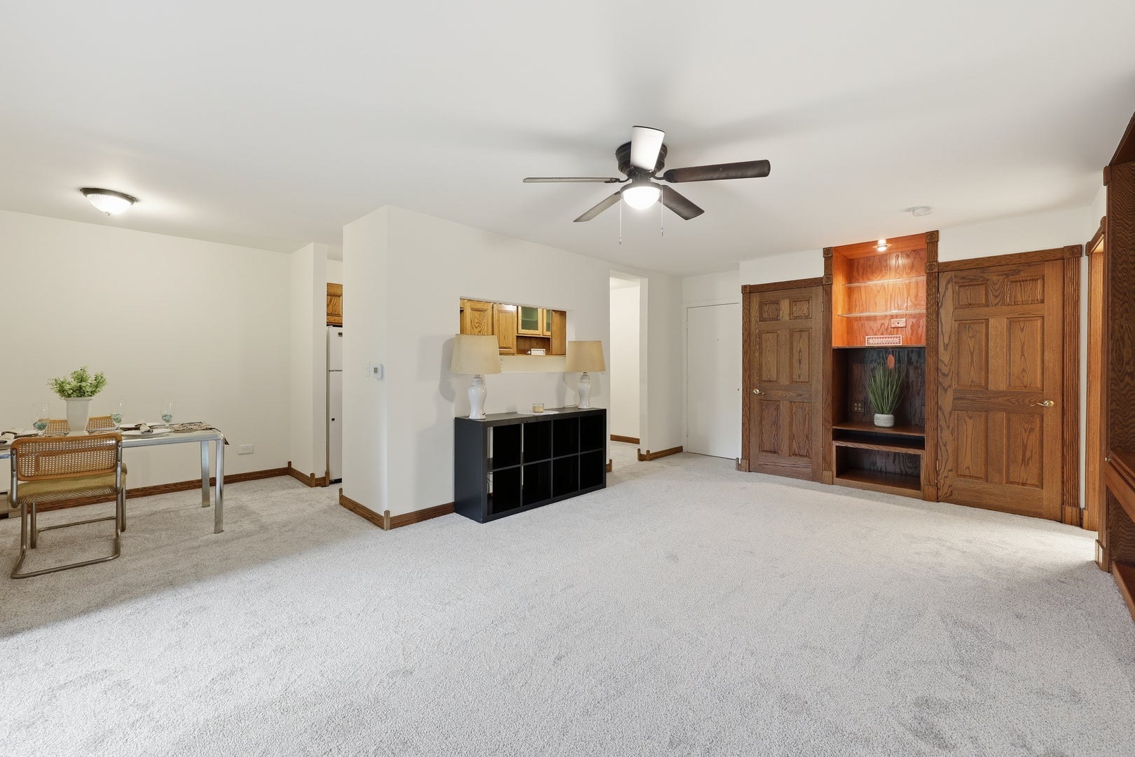 1806 Hemlock Place 102