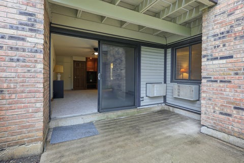 Tiny photo for 1806 Hemlock Place #102, Schaumburg, IL 60173 (MLS # 12720652)