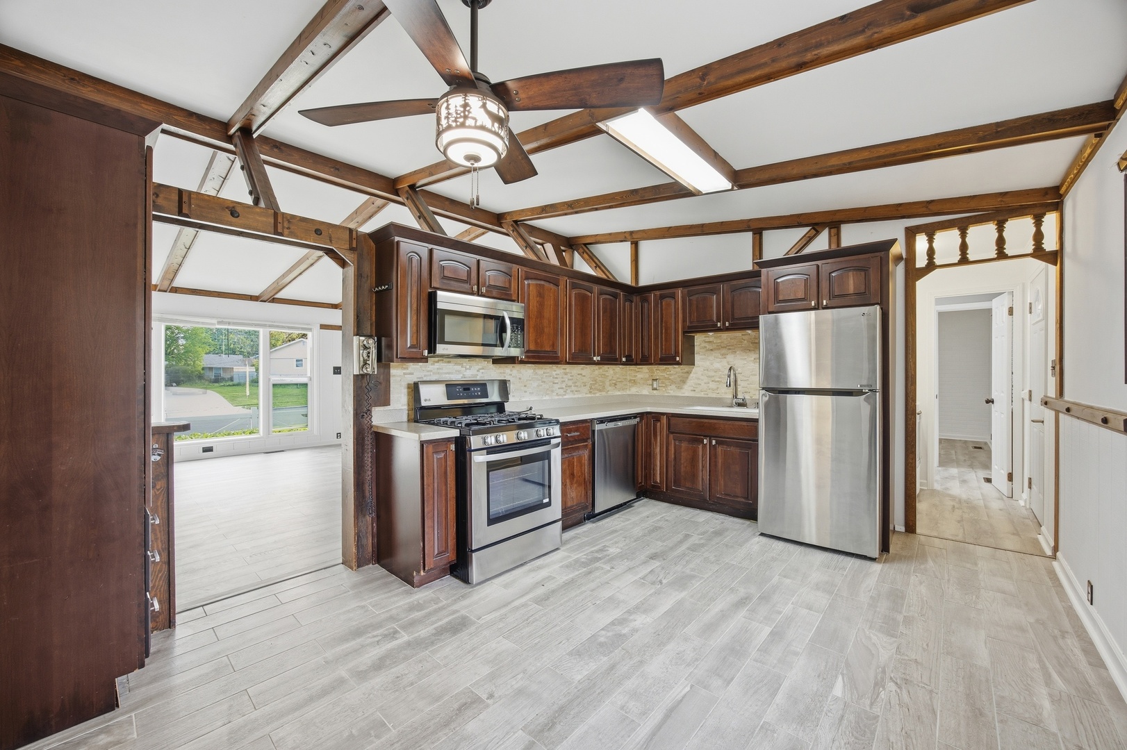 6 Beacon Avenue