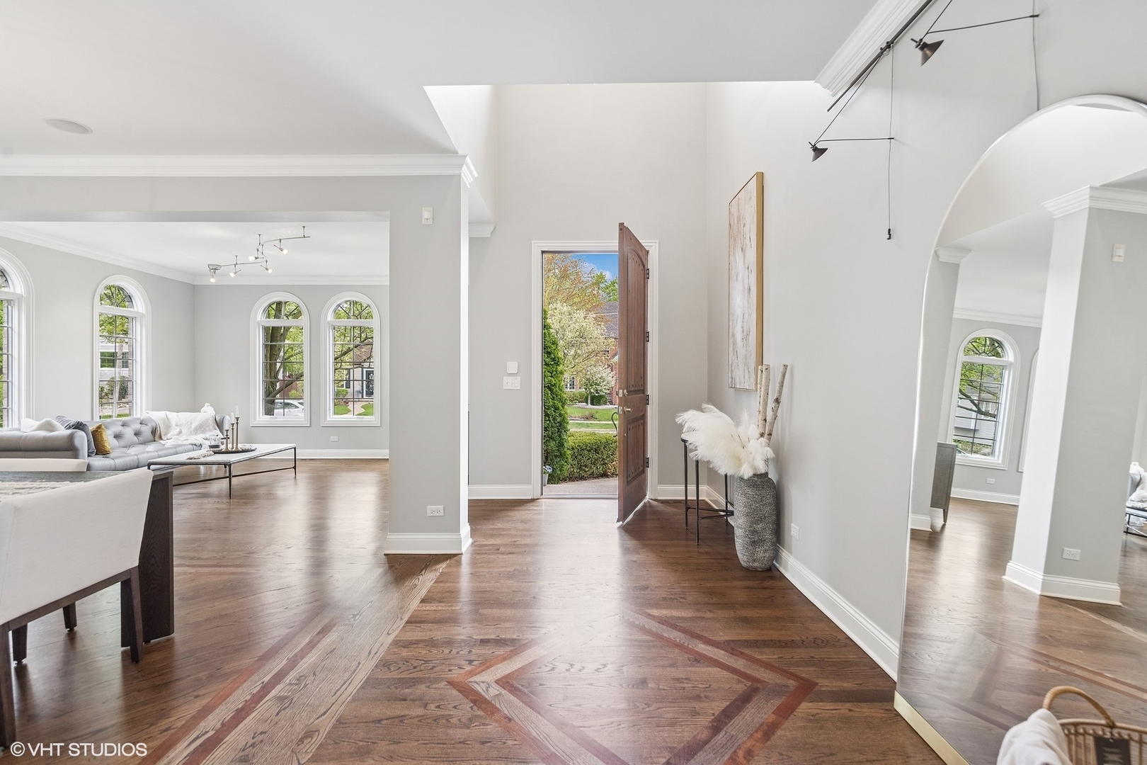 410 W 2nd Street