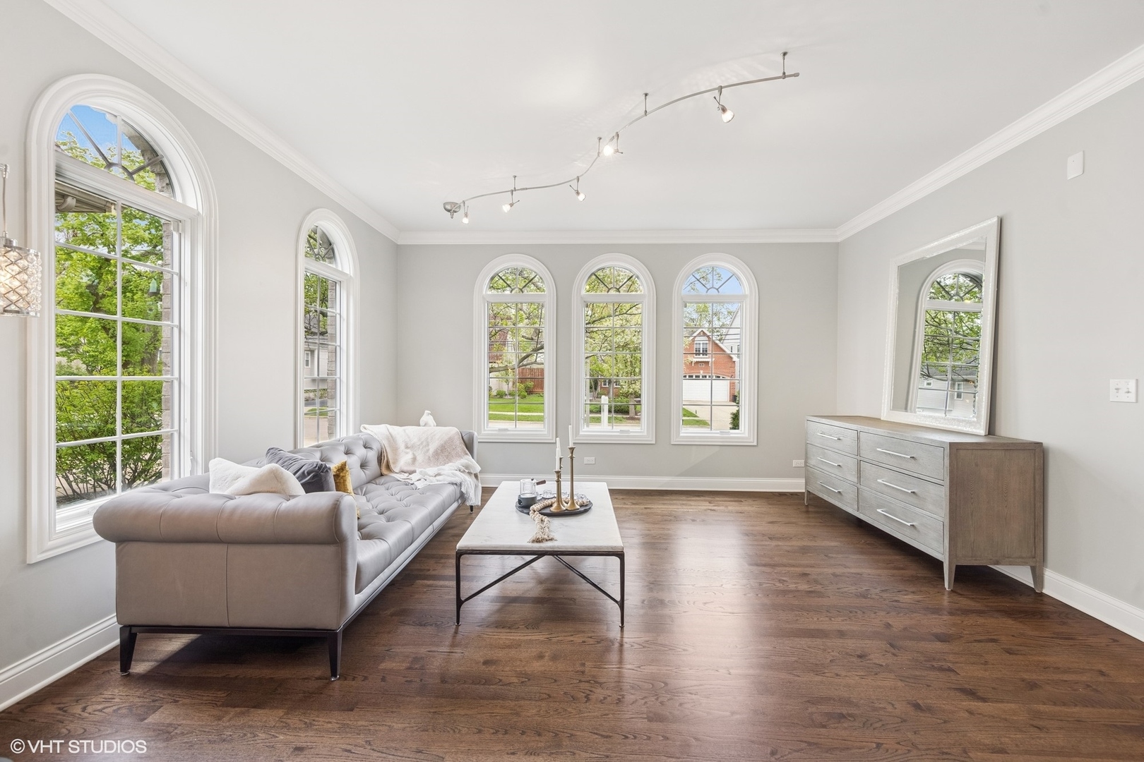 410 W 2nd Street