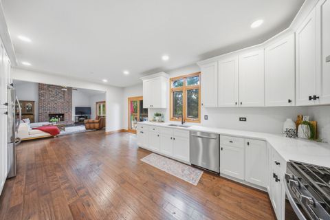 Tiny photo for 6N679 Colonel Bennett Lane, St. Charles, IL 60175 (MLS # 12486114)