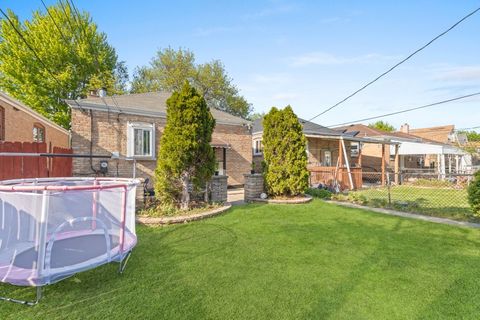 Tiny photo for 3737 W 70th Street, Chicago, IL 60629 (MLS # 12635141)