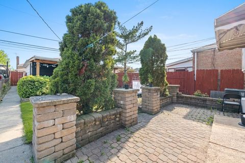 Tiny photo for 3737 W 70th Street, Chicago, IL 60629 (MLS # 12635141)