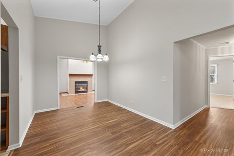 Tiny photo for 1095 Devonshire Avenue, Naperville, IL 60540 (MLS # 12603571)