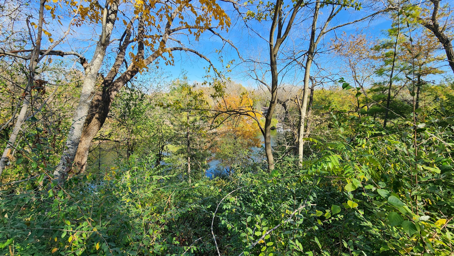 2880 Gateway Gorge