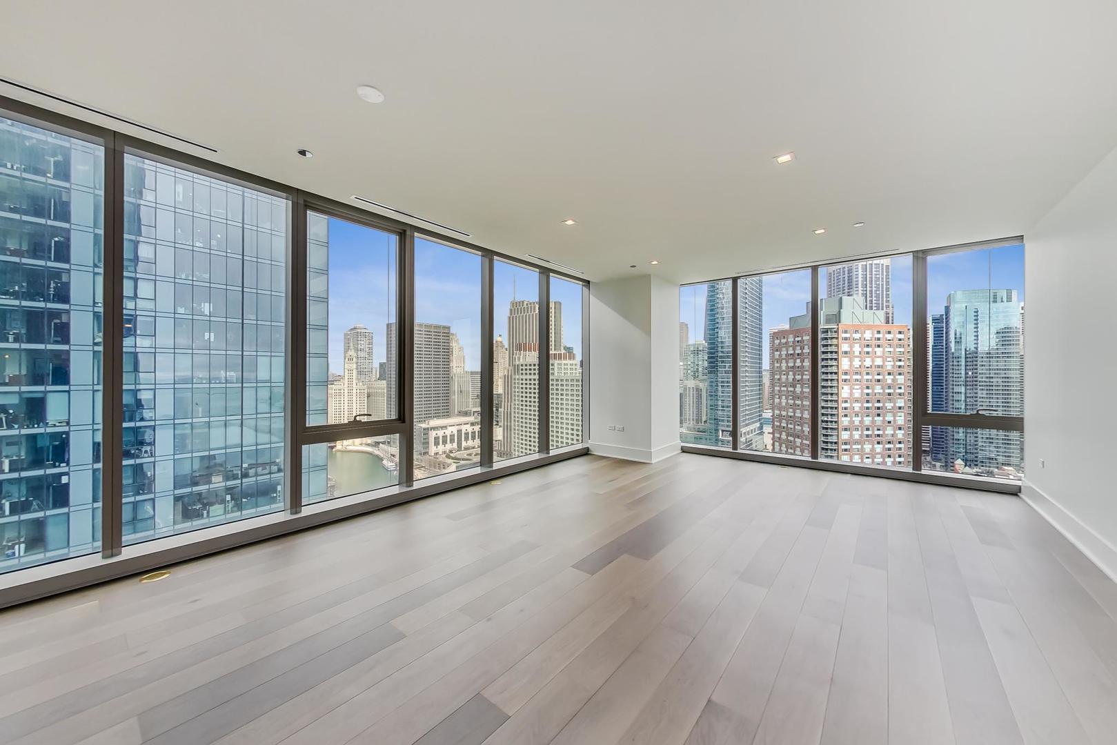 363 E Wacker Drive 2002