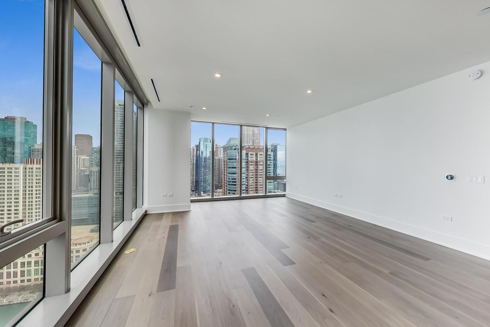 363 E Wacker Drive 2002