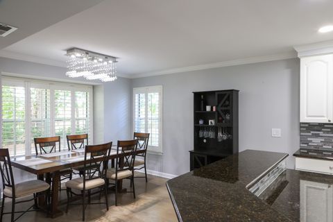 Tiny photo for 1602 W Orchard Place, Arlington Heights, IL 60005 (MLS # 12490560)