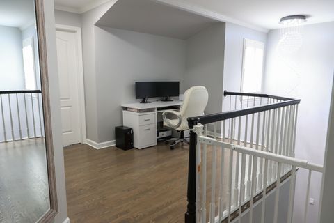 Tiny photo for 1602 W Orchard Place, Arlington Heights, IL 60005 (MLS # 12490560)