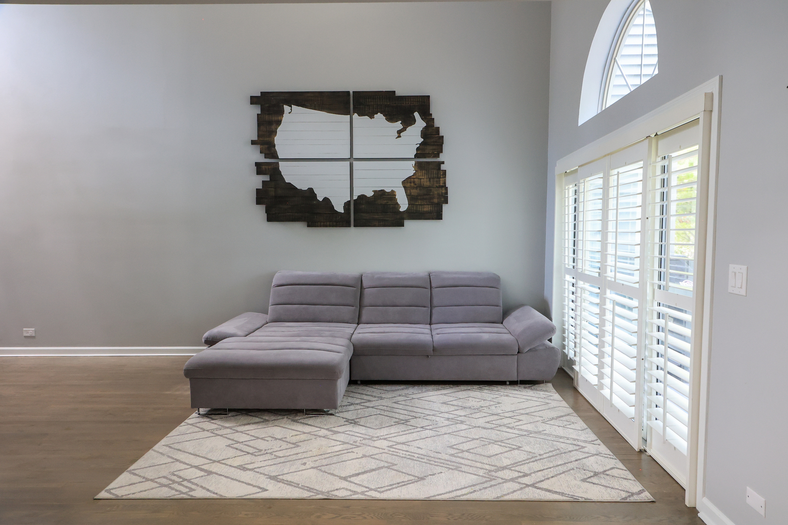 1602 W Orchard Place