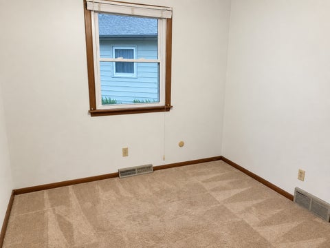 Tiny photo for 435 33rd Avenue, East Moline, IL 61244 (MLS # 12730136)