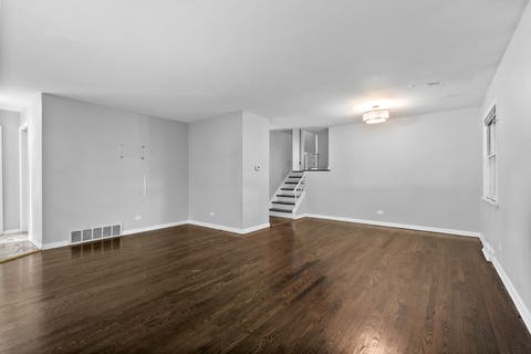 Tiny photo for 9120 E PRAIRIE Road, Evanston, IL 60203 (MLS # 12739295)