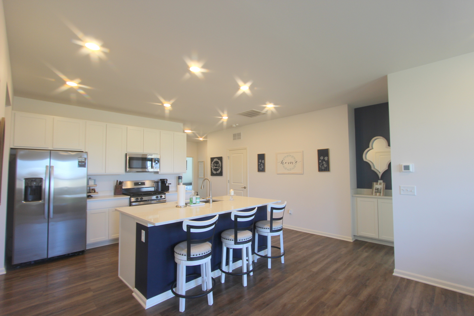 8442 Redbud Court