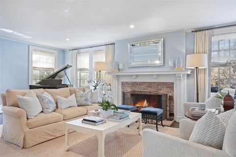 Tiny photo for Winnetka, IL 60093 (MLS # 12525471)