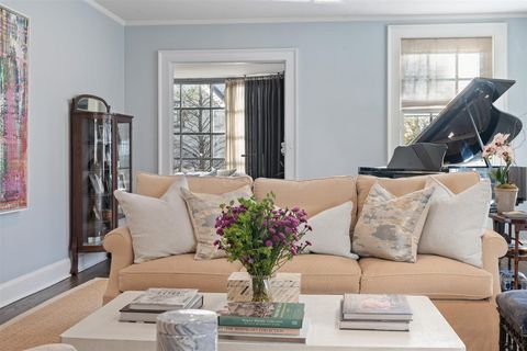 Tiny photo for Winnetka, IL 60093 (MLS # 12525471)